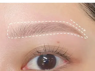 アイブロウ カワイイ保証🤍🪄 natsumeの眉毛・アイブロウイメージ