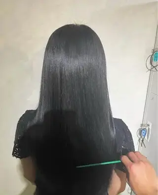 セミロング 髪質改善&艶カラー sotaのヘアスタイル