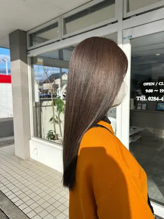 ロング カラー 大西 葵のヘアスタイル