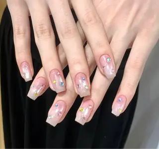 ネイル yuri nail salon所属・Yuri ユリのネイルデザイン