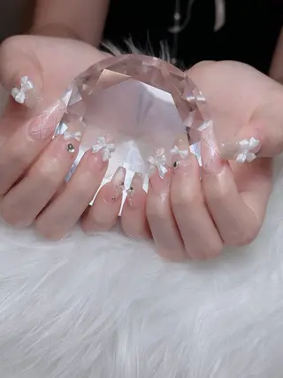 ネイル Lumi Nail 新大久保3‘のネイルデザイン