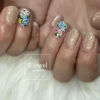 ネイル S♡JEWEL所属・S. JEWELのネイルデザイン