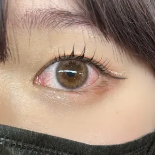 マツエク・マツパ 知久 絢音のヘアスタイル