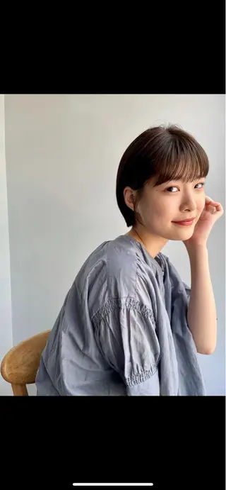 ショート カラー 篠崎 佑季のヘアスタイル