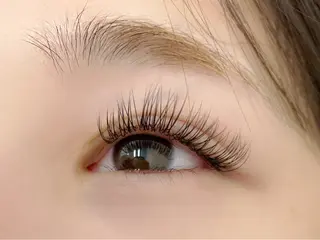 マツエク・マツパ L'unique YURIのマツエク・マツパデザイン