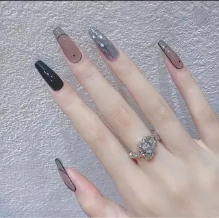 ネイル Queens みなみのネイルデザイン