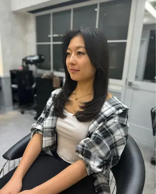 セミロング 池袋/韓国/レイヤー 髪質改善/村上けいとのヘアスタイル