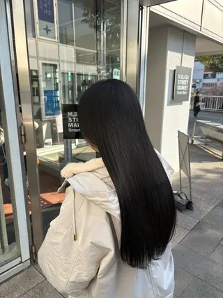 ロング カラー ヘアアレンジ 透明感✨️艶カラー 井戸大喜のヘアスタイル