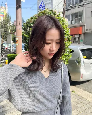 ミディアム カラー Neale. ユメのヘアスタイル