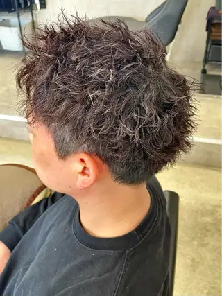 ショート パーマ メンズ 大島 渓翔のヘアスタイル