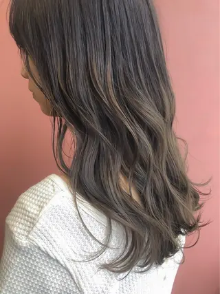 ロング カラー potato所属・potato nanacoのヘアスタイル