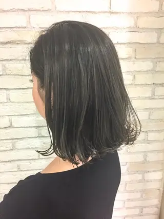 ミディアム カラー HAUS 片山みほのヘアスタイル