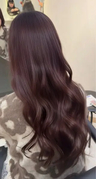 ロング カラー せいと/ウルフ/ ハイトーン/艶髪のヘアスタイル
