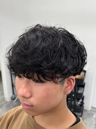 パーマ メンズ メンズスタイリスト✨ 助川龍哉のヘアスタイル