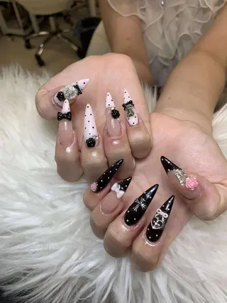 ネイル ANH NAIL ゴテゴテ専門店💎のネイルデザイン