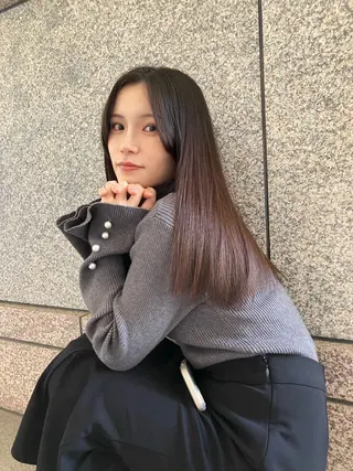 セミロング 髪質改善/縮毛矯正 /美髪カラー/こてのヘアスタイル