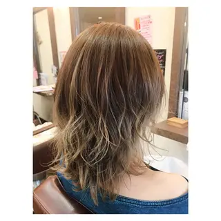 ミディアム カラー ガナーズヘアードレッシング所属・はたの ひろみのマツエク・マツパデザイン