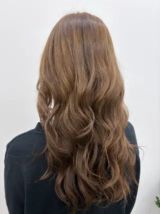 カラー 小出 琴未のヘアスタイル