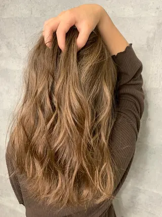 ロング _WHITE 天神店のヘアスタイル