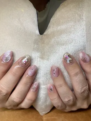 ネイル ECLAT エクラ所属・寺山 千鶴のネイルデザイン