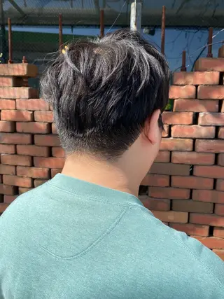 ショート auRa  【大宮】 上形 龍也のヘアスタイル