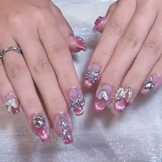 ネイル yu ri 🌹のネイルデザイン