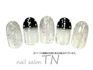 ネイル 中島 実穂のネイルデザイン