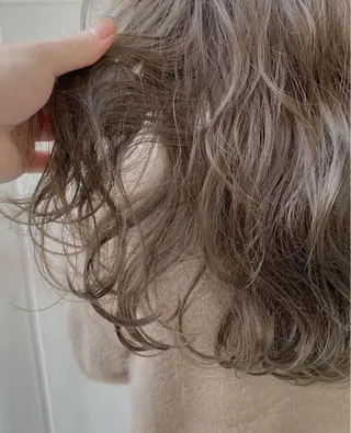 ミディアム カラー 透明感カラー・ 髪質改善🩵イケダのヘアスタイル