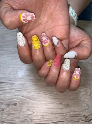 ネイル MINAMI nailsのネイルデザイン