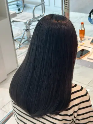 セミロング スパイキーショート／ パーマ平松秀門のヘアスタイル