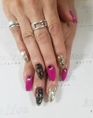 ネイル Angelica ネイリストのネイルデザイン