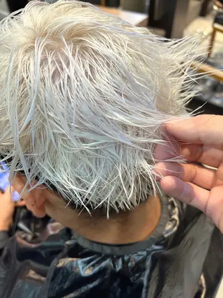 カラー daiki 原宿のヘアスタイル