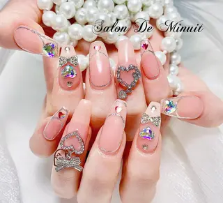 ネイル Momo 🤍のネイルデザイン