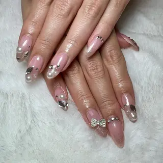 ネイル share所属・. yurieのネイルデザイン