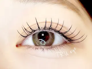 マツエク・マツパ TRU NAIL&EYE 光の森店所属・髙宗 ひかりのマツエク・マツパデザイン