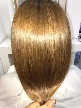 ミディアム 20代半ば上質なへア ケア 髪質改善 大西のヘアスタイル