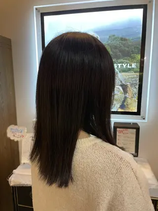 セミロング 伊藤 舞実のヘアスタイル