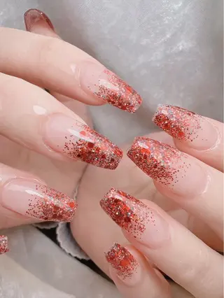 ロング ネイルサロン　ビーズ所属・トータルビューティー サロンビーズ すずのネイルデザイン