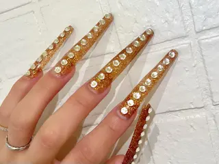 ロング ONIKA Nail 青山通り店所属・ONIKA Nail 表参道A4徒歩2分のネイルデザイン
