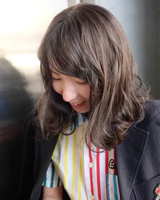 セミロング カラー ヘアアレンジ MIRUCO by KURAKU所属・マキシ ヤスアキのヘアスタイル