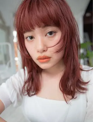 カラー ベージュ/透明感/ 桃子🎀のヘアスタイル