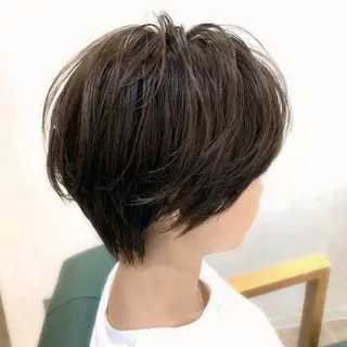 ショート カラー 前田 健太のヘアスタイル