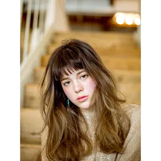 ロング カラー (スタイリスト)牧 好美のヘアスタイル
