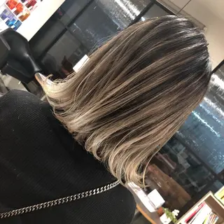 ミディアム カラー ルービック 奈良のヘアスタイル