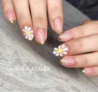 ネイル R inのネイルデザイン