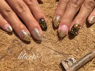 ネイル liberté (リベルテ)のネイルデザイン