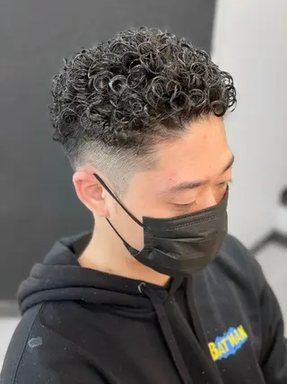 パーマ メンズ TOP by threenine所属・🔥メンズ特化🔥 谷口力哉のヘアスタイル