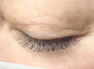 マツエク・マツパ SIANQCA(シアンカ)所属・SIANQCA 代表LINAのマツエク・マツパデザイン