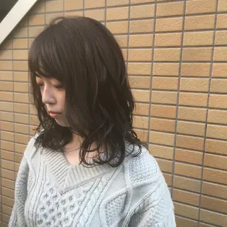 セミロング カラー しのはら まどかのヘアスタイル