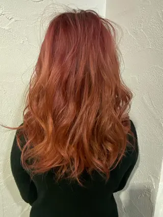 ロング カラー La  SHE's 天王寺店所属・マルヤマ リナのマツエク・マツパデザイン